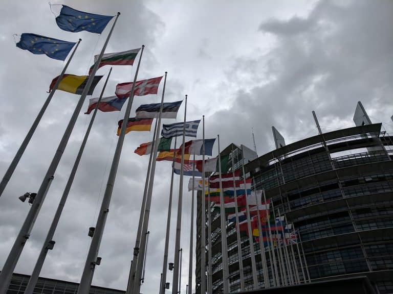 Cloud Act américain : l'extraterritorialité qui inquiète les Européens